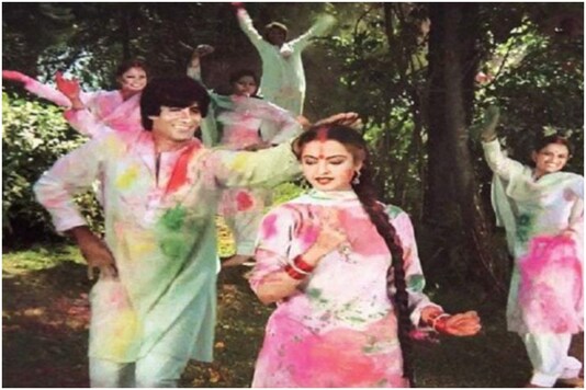 Holi playlist without Rang Barse song from Silsila is incomplete.  