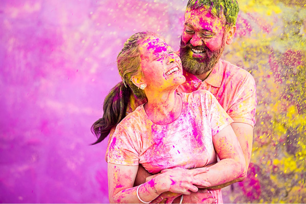 Holi Couple Pose Ideas: Fun and Colorful Photo Inspirations