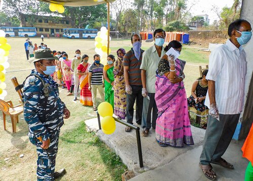 News18 Daybreak Spotlight On Hindi Speaking Voters In Game Of New Narratives Covid Test Mandatory For Karnataka Pilgrims Returning From Kumbh Mela