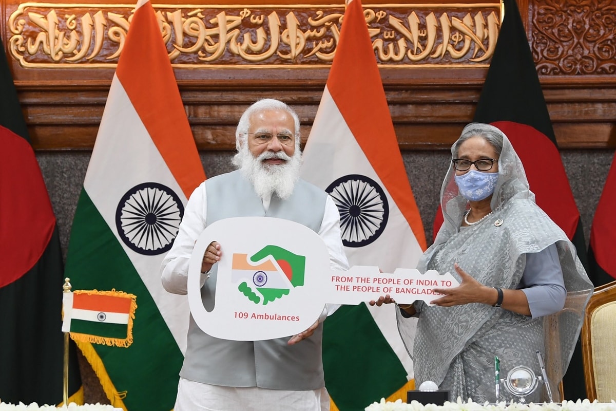 PM Modi, Hasina Jointly Launch New Passenger Train Between India and Bangladesh - News18