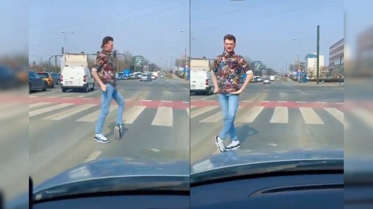 Watch: Man Gets Down at Traffic Signal to Moonwalk, His 'Unreal' Skills Have Netizens Hooked