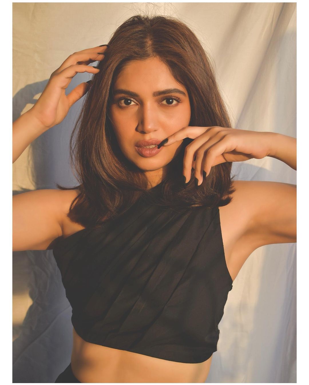  Bhumi Pednekar looks absolutely gorgeous in stunning all-black outfit. (Image: Instagram)