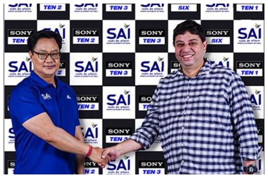 On the left: L Shri Kiren Rijiju, Hon’ble Minister of State (I/C) Youth Affairs And Sports & on the right Mr. Neville Bastawalla, Head – Marketing & On-Air Promotions, Sports Business, Sony Pictures Networks India Private Limited

 