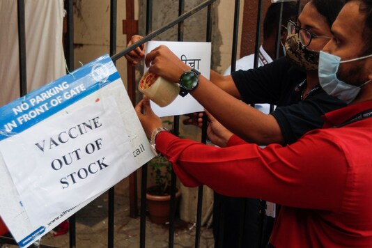 Covid-19 vaccination centres run out of vaccine doses in Mumbai. (Image: Reuters)