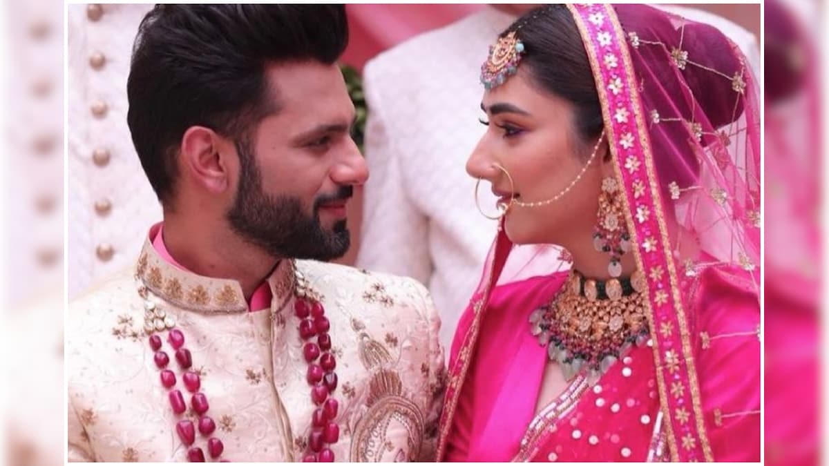 Rahul Vaidya, Disha Parmar Have Eyes Only for Each Other in Music Video 'Madhanya'