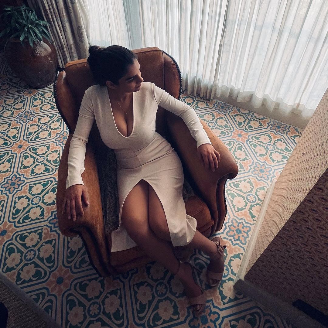 Anveshi Jain exuding confidence and charm