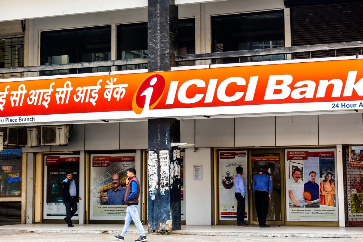 Banks Open Today To Remain Shut From Tomorrow For Festivals Check 