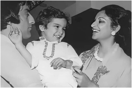 डैड मंसूर अली खान पटौदी और शर्मिला टैगोर के साथ छोटे सैफ अली खान।  तस्वीर: इंस्टाग्राम।