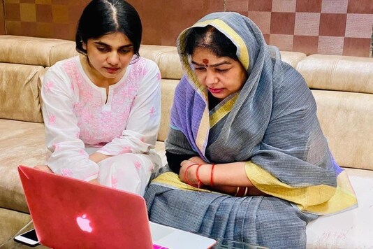 Kuldeep Sengar's wife Sangeeta (R) and daughter Aishwarya.