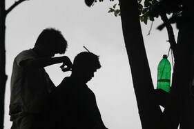 Brothers Give Door-to-door Haircut in Karnataka Village After Salons Deny Services to Dalits