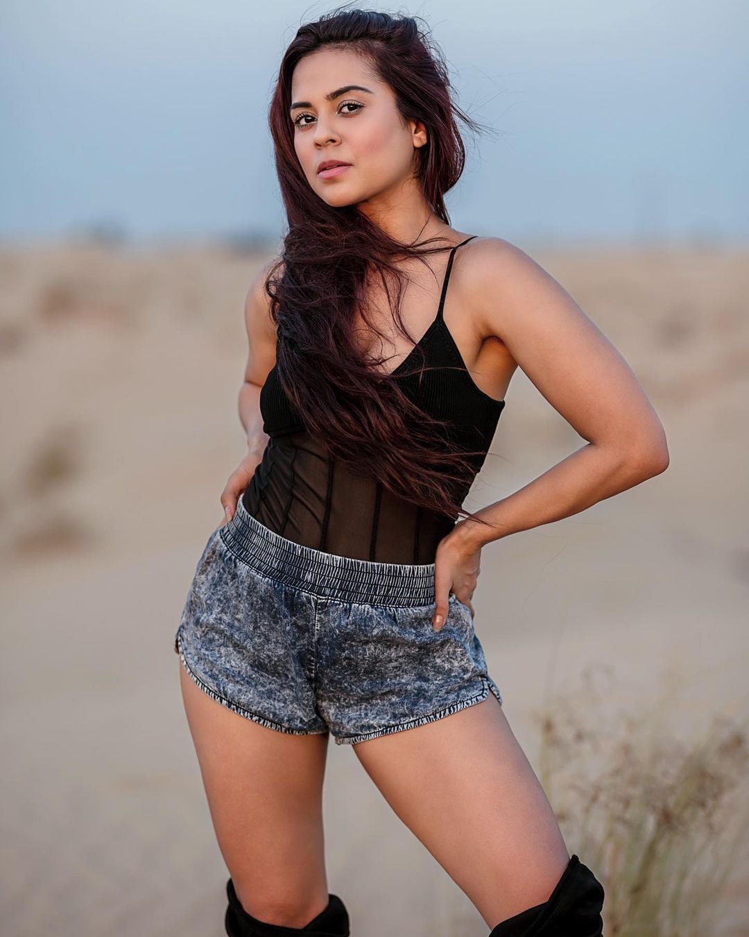 sana saeed net worth
