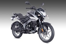 New Bajaj Pulsar NS 125 Launched in India at Rs 93,690, Gets 4 Colour Options