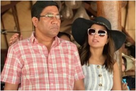 Hina Khan Takes a Break From Social Media as She Mourns Her Father's Demise