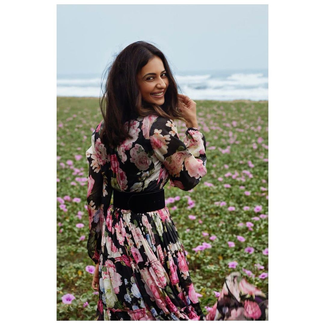  Rakul Preet Singh looks dainty in the floral dress. (Image: Instagram)