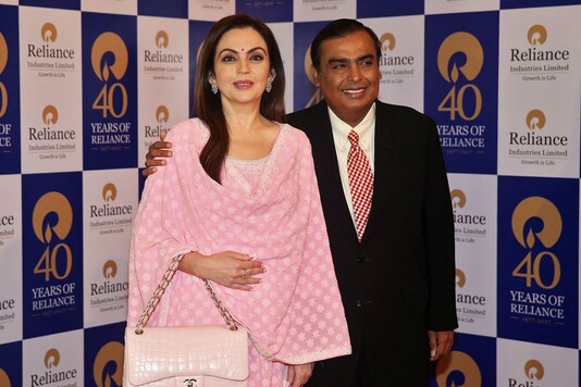 Mukesh Ambani, Chairman and MD of Reliance Industries, with wife Nita Ambani. (Reuters/File)