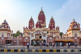 Mahavir Jayanti 2021: Jain Temples That You Must Visit Once in Your Lifetime