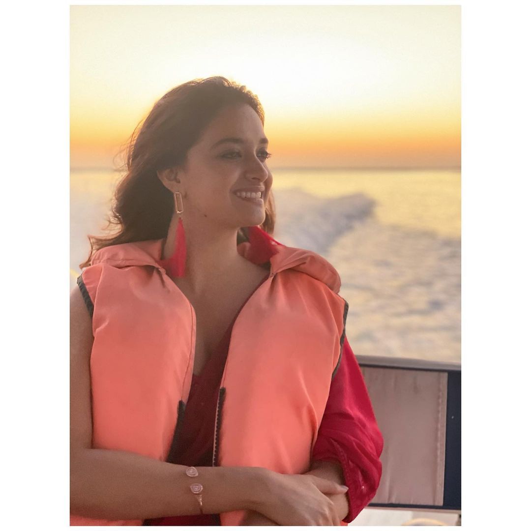  Keerthy Suresh looks stunning as she takes a boat ride. (Image: Instagram)