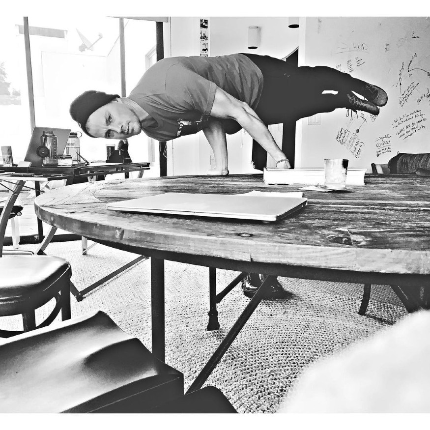 Tatum gives fitness inspiration to everyone as he lifts and balances himself with the help of a table, flexing his muscles and flaunting his perfectly carved arms. He surely knows how to make a mundane work day fun. (Image: Instagram) Tatum gives fitness inspiration to everyone as he lifts and balances himself with the help of a table, flexing his muscles and flaunting his perfectly carved arms. He surely knows how to make a mundane work day fun. (Image: Instagram)