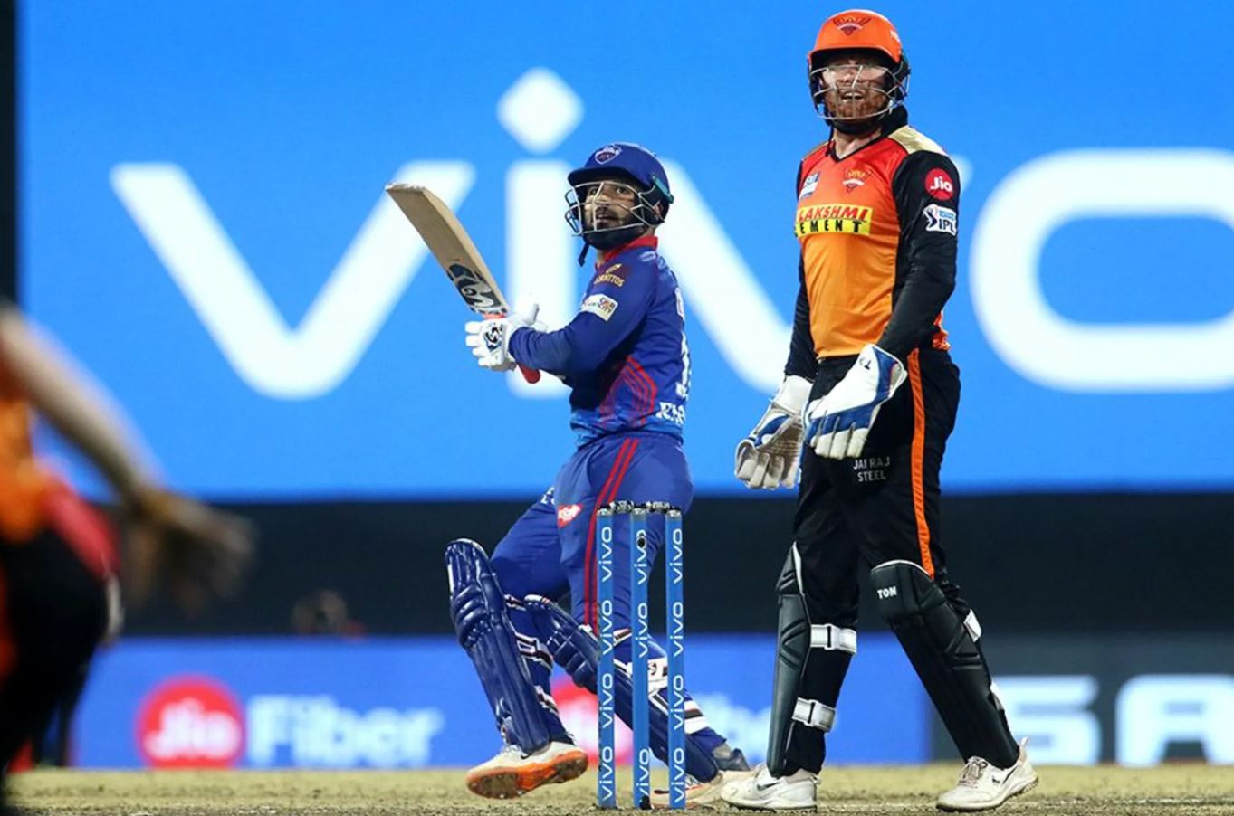 Rishabh Pant plays a shot (Image: IPL/BCCI)