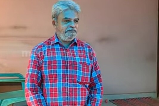 Video grab of Kerala beedi worker.
(Credit: YouTube/ @MediaOne)