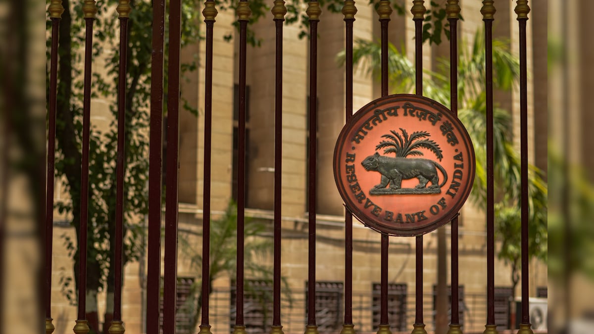 Reserve Bank of India Has A Suggestion to Tackle Rising Petrol, Diesel Price