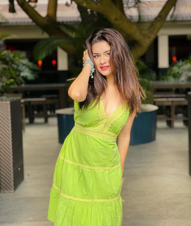 Avneet Kaur's Sultry Photos Are A 