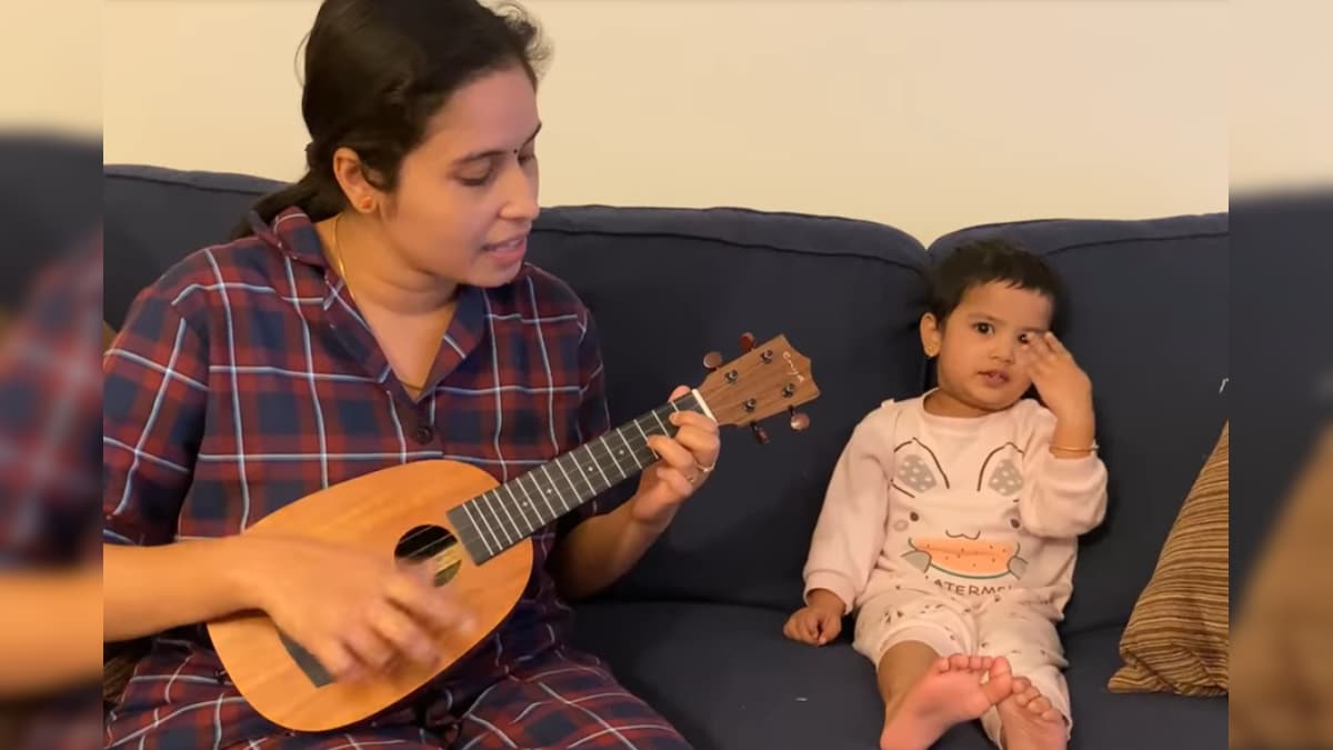 Toddler’s Duet With Mother on AR Rahman’s 'Agar Tum Saath Ho' Wins Hearts