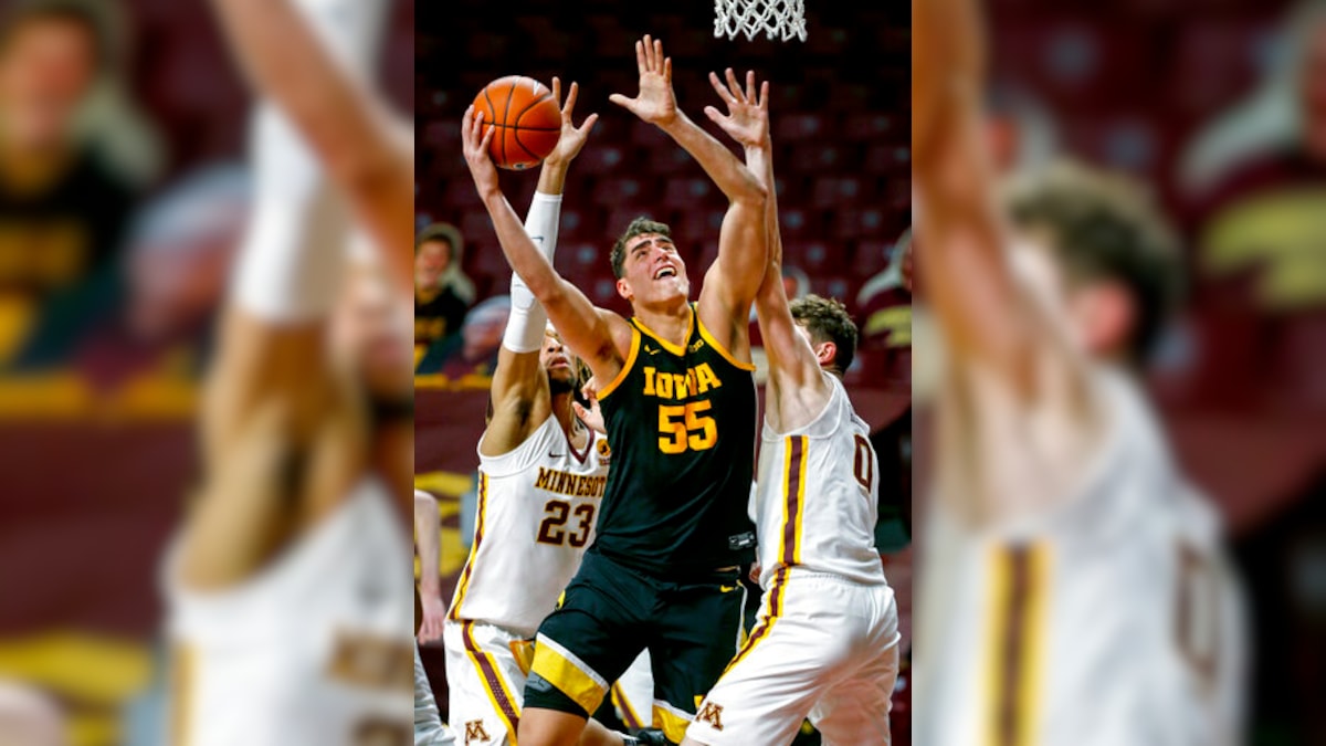 Iowa's Luka Garza Adds John R. Wooden Award To Trophy Haul - News18