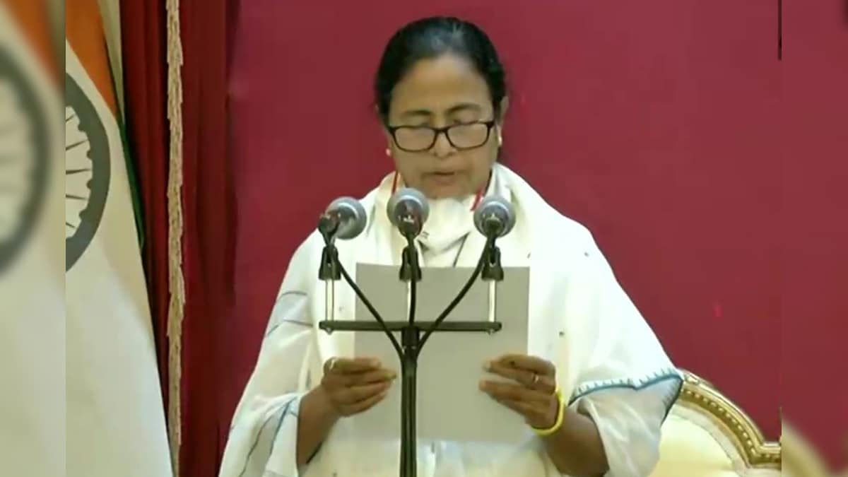 Mamata Takes Oath for 3rd Term, Promises to Tackle Covid and Post-poll Violence