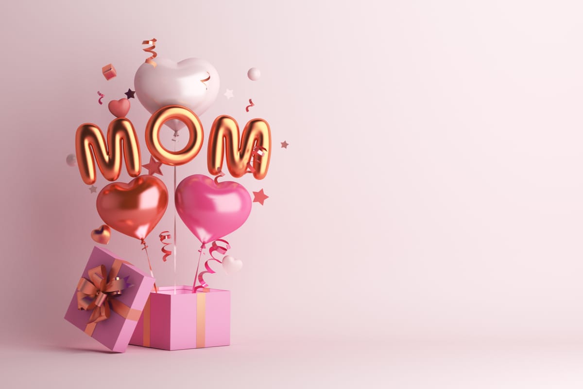 Mom's Birthday Gift - Buy Best Birthday Gift for Mother Online