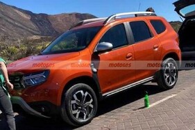 Upcoming Renault Grand Duster 7-Seater SUV Spotted Without Camouflage During an Ad Shoot