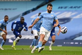 Sergio Aguero Apologises for Missed Penalty as Manchester City Lose Chance to Seal Premier League Title