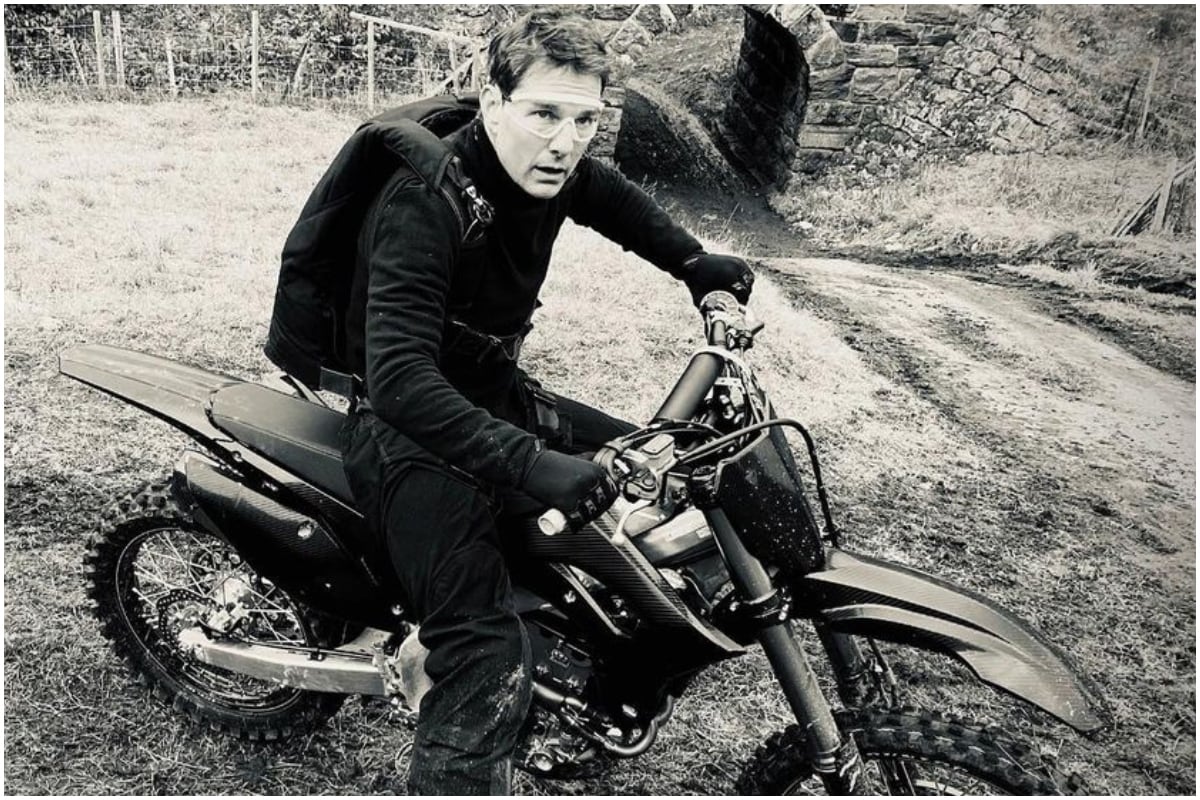  Tom Cruise Rides Dirt Bike as He Teases 'Mission Impossible 7', See Pics