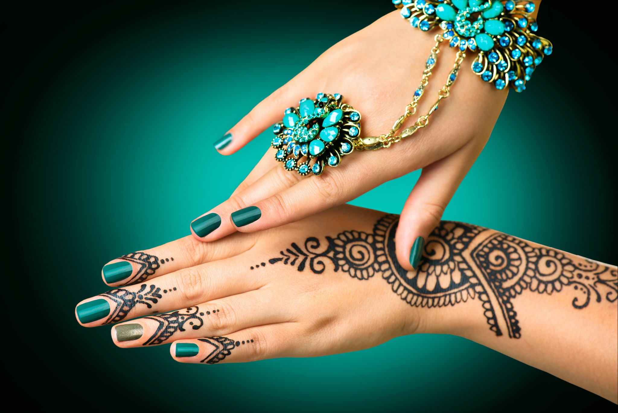 Unique Jewellery Mehndi Designs That Brides-To-Be Should Consider – All  About Weddings