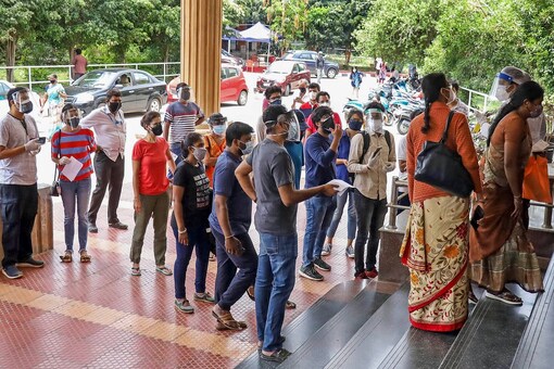 For representation. Beneficiaries stand in a queue to receive COVID-19 vaccine dose at a hospital in Bengaluru. (PTI)