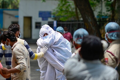 Long Working Hours Cries For Help Delhi Doctors Open Up On Mental Stress Of Agonising Covid Duty