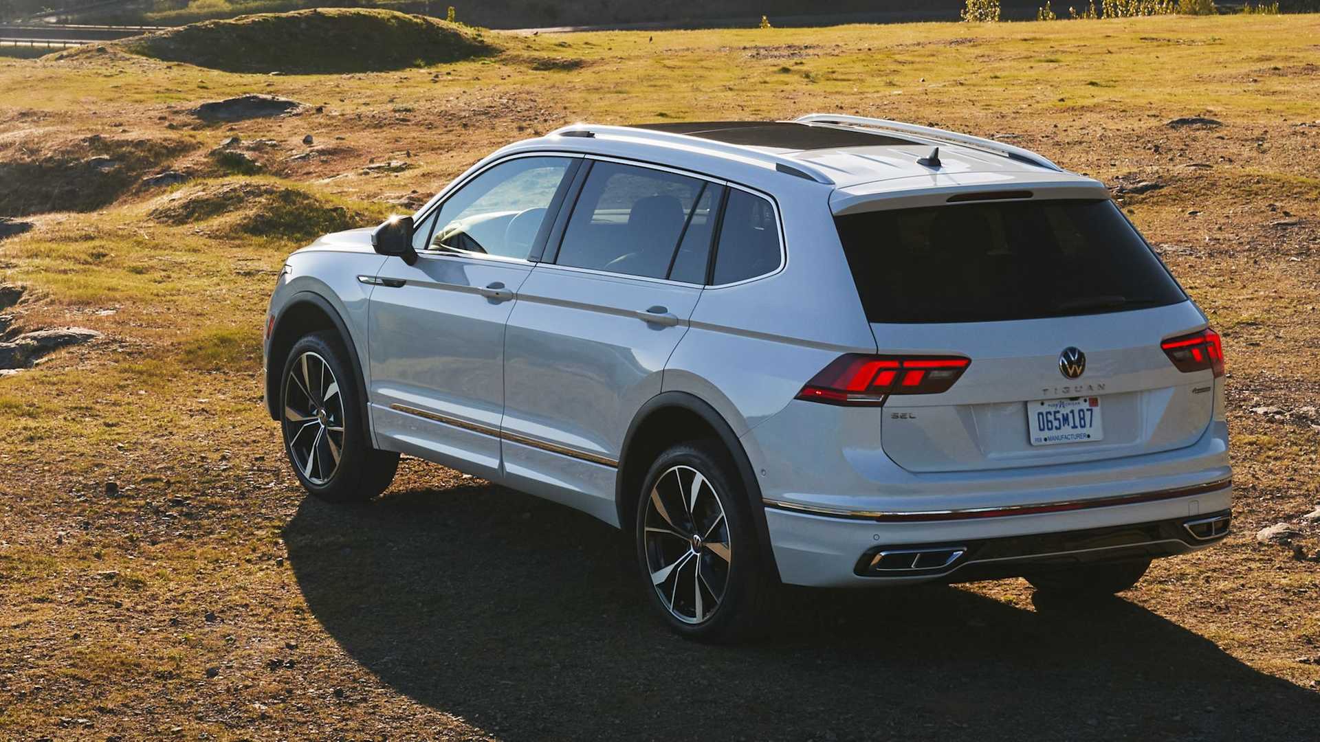 Tiguan 2022. Новый Фольксваген Тигуан 2022. Фольксваген Тигуан 2022. VW Tiguan Allspace 2022. Volkswagen Tiguan 2022 фото.