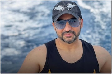 Police Raid Raj Kundra's House, Find Server and 70 Porn Films Shot ...