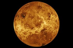 A Private Spacecraft Going to Venus Will Look For Signs of Life In Its Clouds