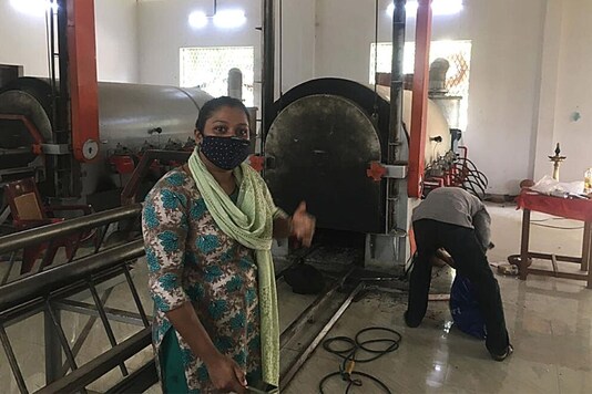 Muslim woman turns cremator in Hindu crematorium. (Pic Credit: IANS)