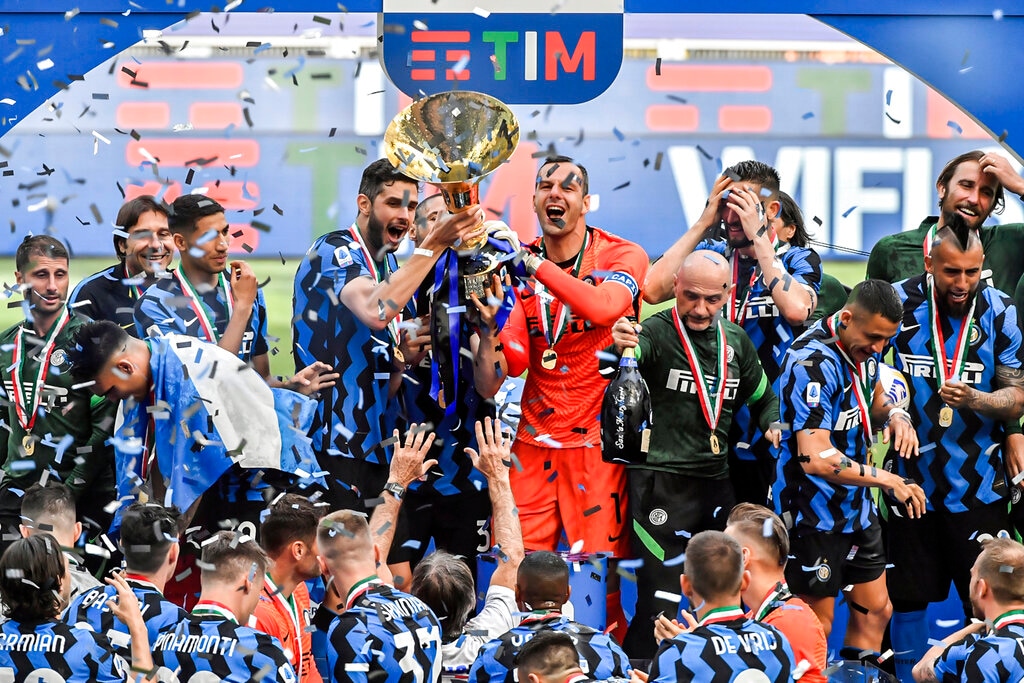 Inter Milan Golden Boot Serie A Christian Vieri Of Inter Milan