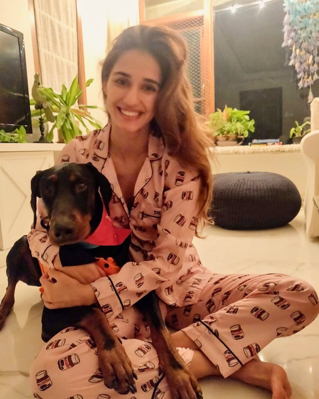 Disha Patani Shares Adorable Photos With Her Cats, See Her Cutest