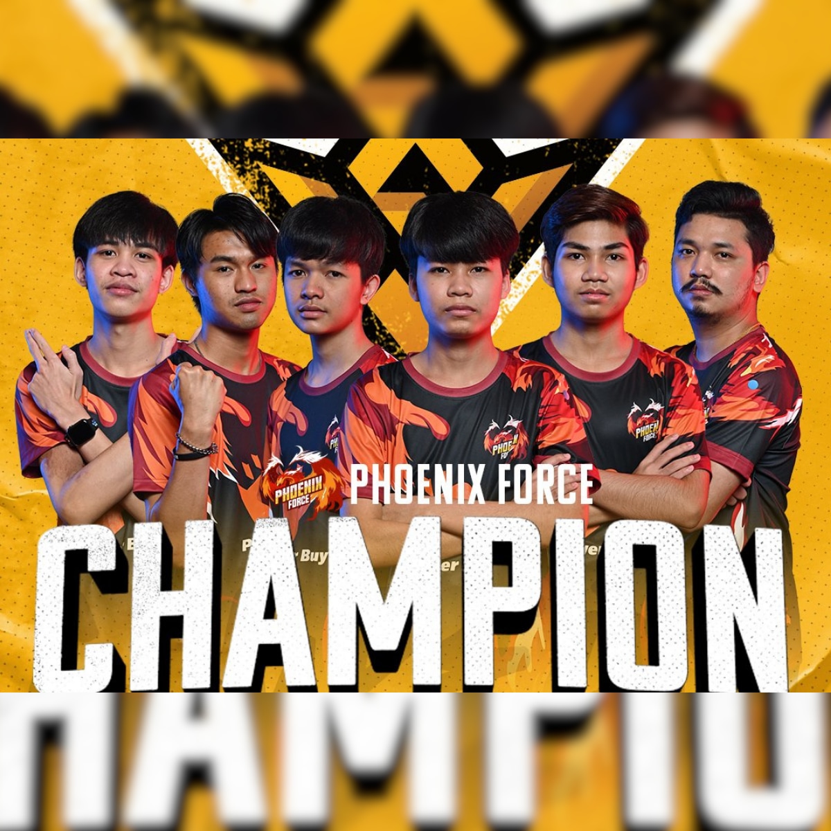 Phoenix Force Lifts The Winner S Trophy At Finals Of Free Fire World Series 2021
