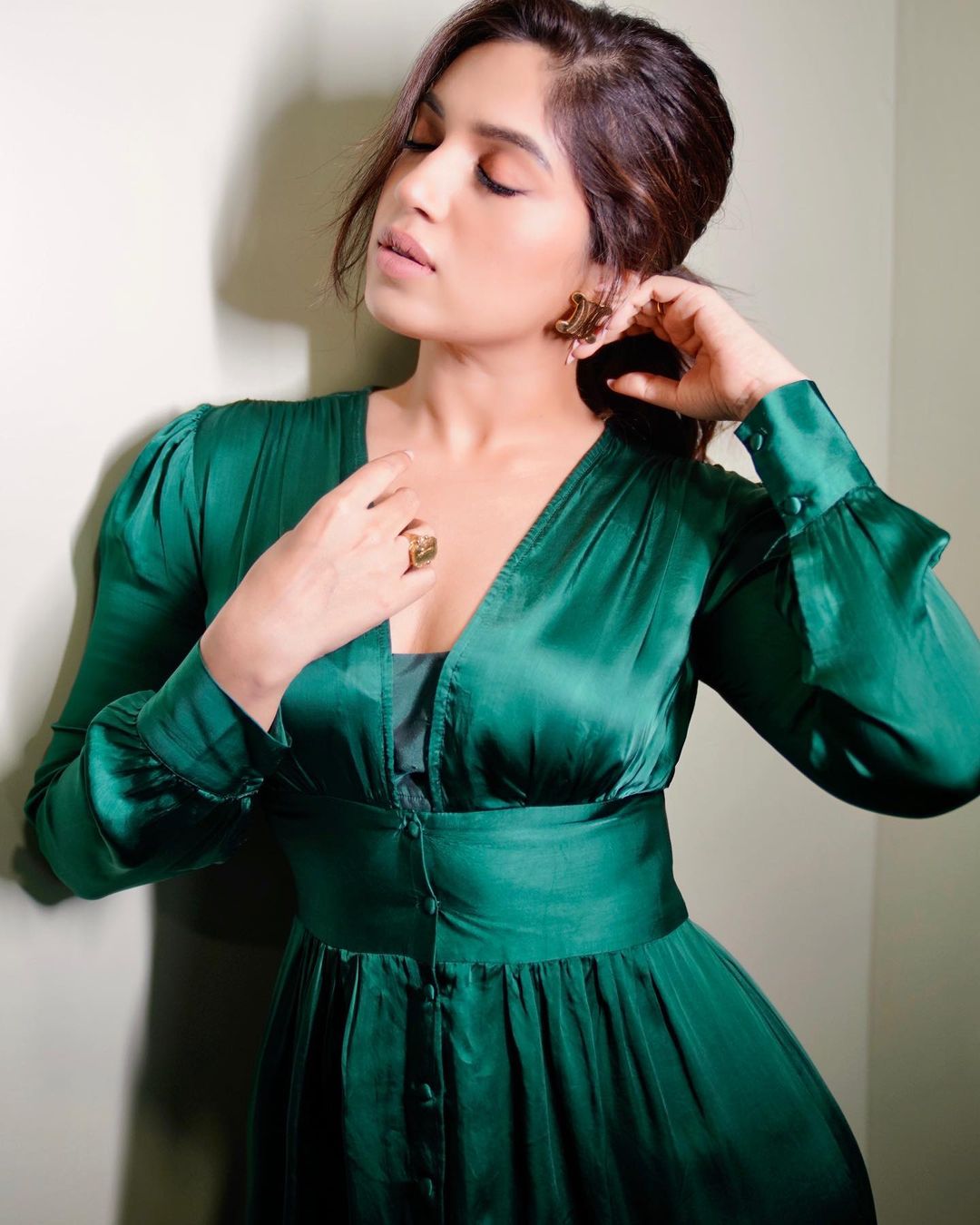  Bhumi Pednekar poses for her fans in a green satin dress. (Image: Instagram)