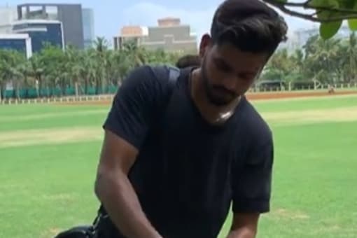 Shreyas Iyer And Rajinikanth Sivagnanam Recreate Viral Content Creator Khaby's Style in Hilarious Hacks Video