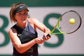 French Open 2021: Fifth Seed Elina Svitolina Beats Oceane Babel in Round One