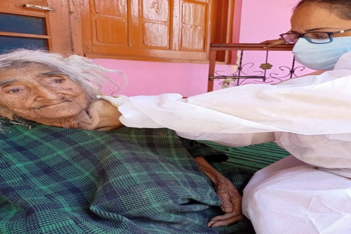 124-Year-Old Woman Administered Covid Shot in Jammu and Kashmir’s Baramulla