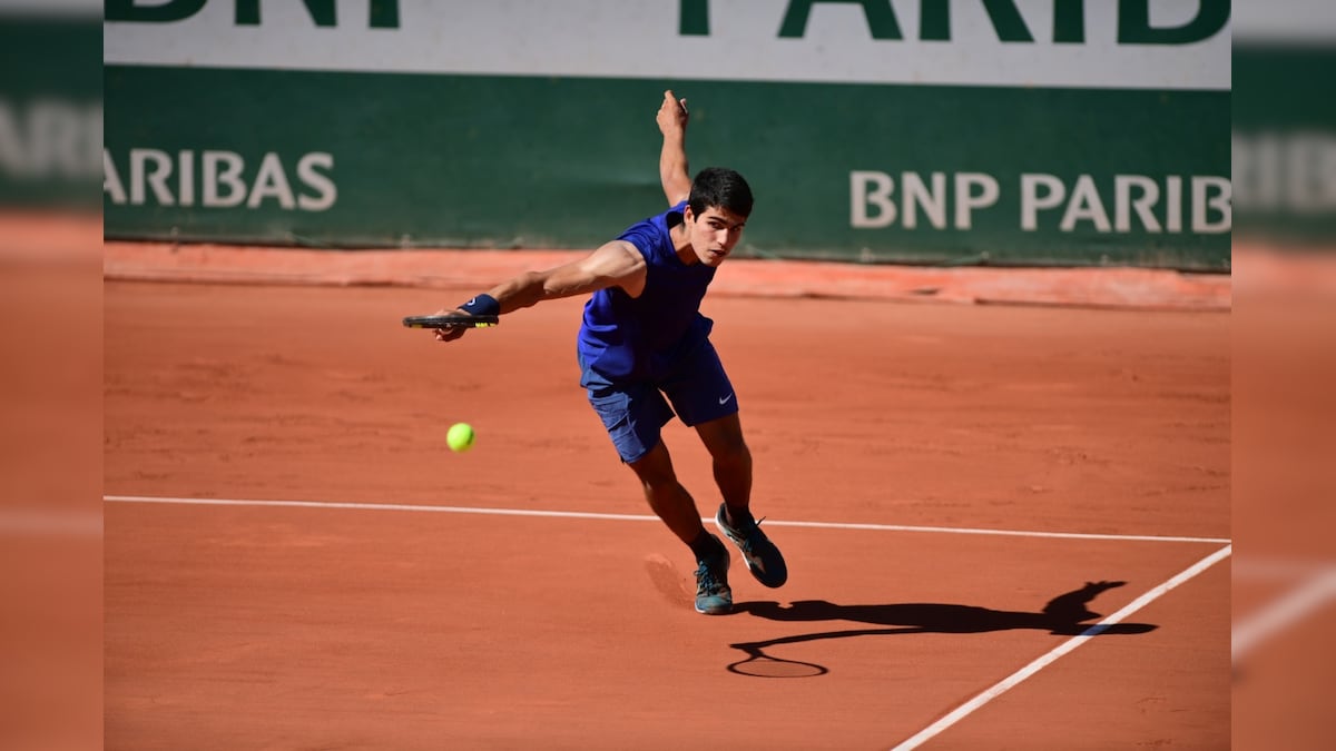 18-year-old Spain's Carlos Alcaraz Youngest Man to Enter French Open Third Round Since 1992