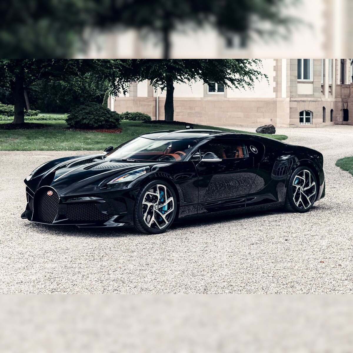 Bugatti La Voiture Noire First Look: An Million Atlantic Tribute ...