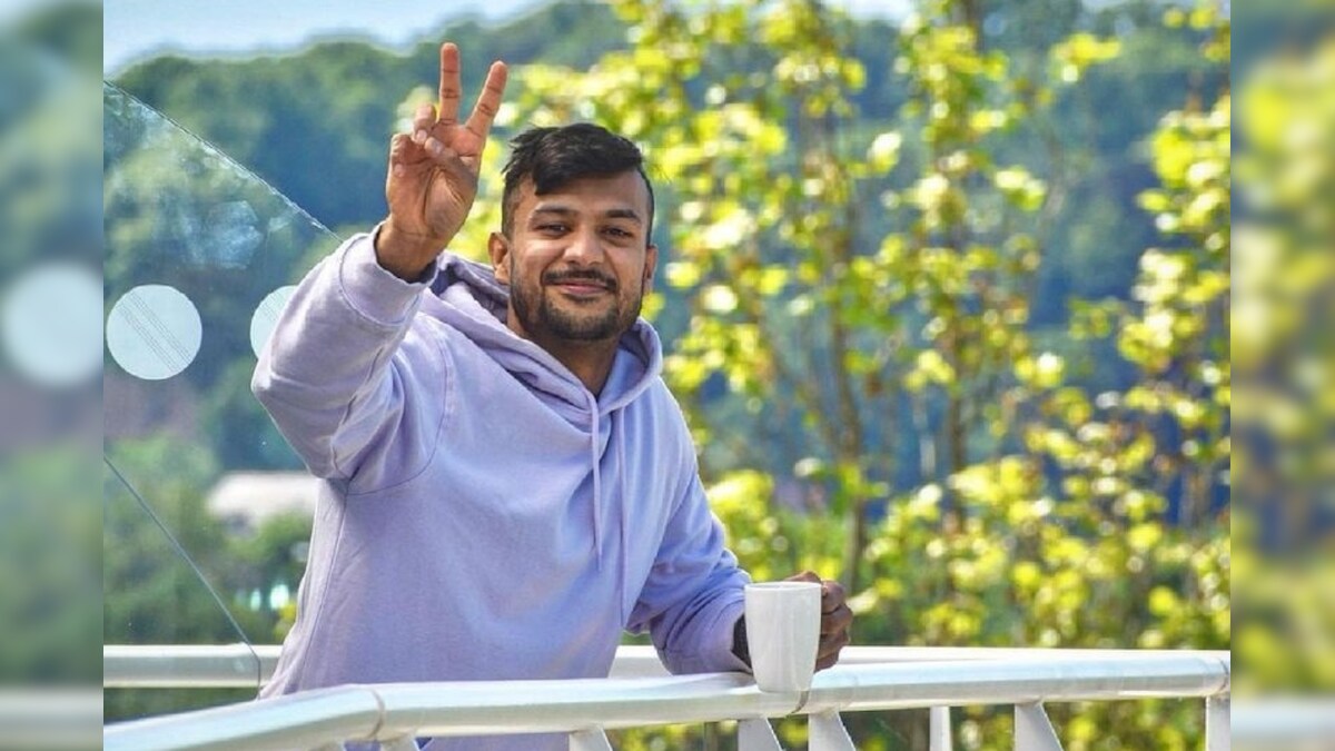 WTC: India Opener Mayank Agarwal Shares Photo From Southampton, Chris Gayle Reacts